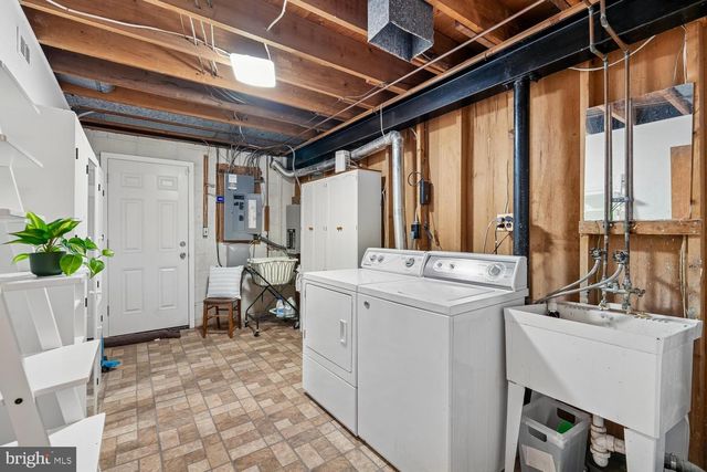 13818 OVERTON LN, Silver Spring, MD 20904