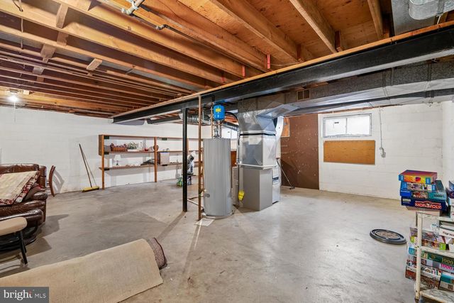 13818 OVERTON LN, Silver Spring, MD 20904