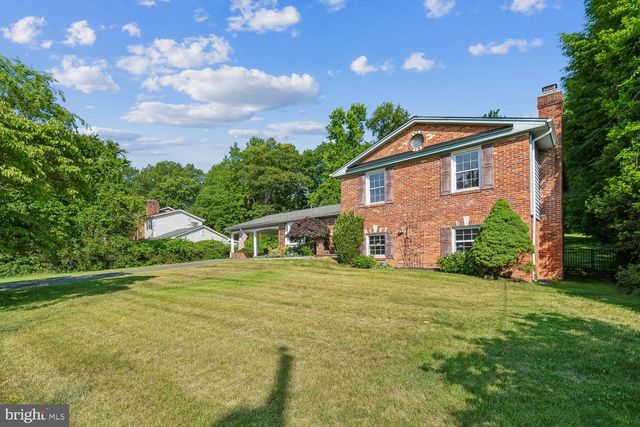 13818 OVERTON LN, Silver Spring, MD 20904