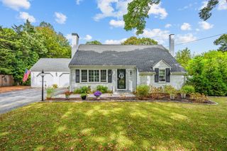 442 Pine Street, Centerville, MA 02632