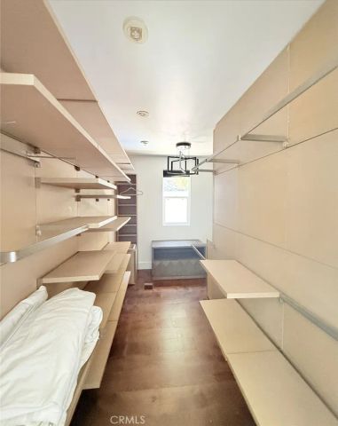 1801 Roscomare Road, Los Angeles, CA 90077