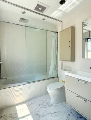 1801 Roscomare Road, Los Angeles, CA 90077
