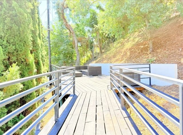 1801 Roscomare Road, Los Angeles, CA 90077
