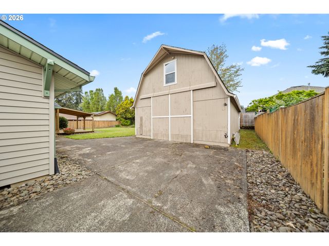 6335 Se MOLT St, Milwaukie, OR 97267