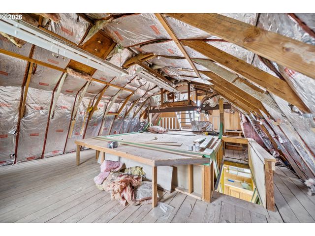 6335 Se MOLT St, Milwaukie, OR 97267