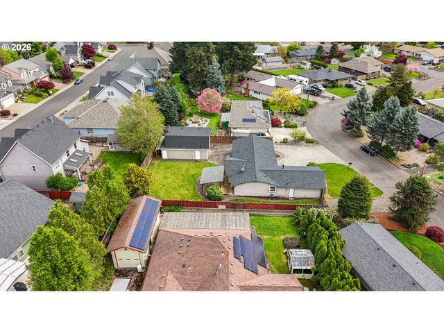 6335 Se MOLT St, Milwaukie, OR 97267