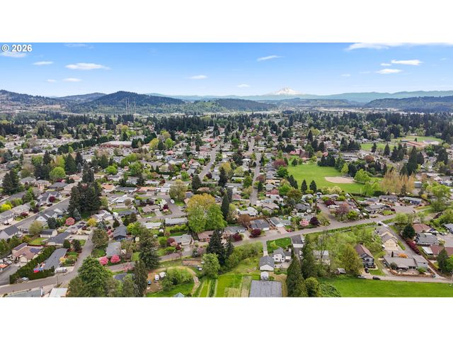 6335 Se MOLT St, Milwaukie, OR 97267