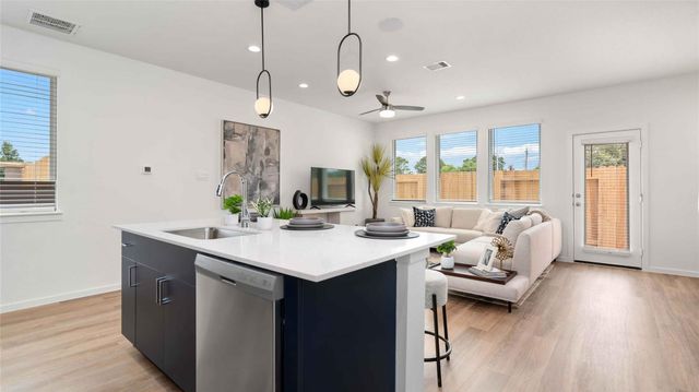 2022 Olivos St, Missouri City, TX 77459