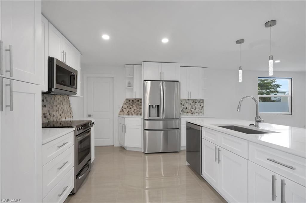 2181 52nd LN SW, NAPLES, FL 34116 — photo 4