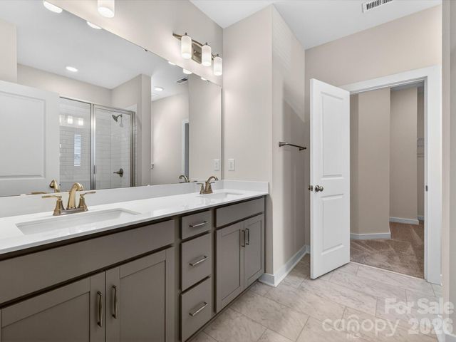 1534 Lithium Lane, Charlotte, NC 28211