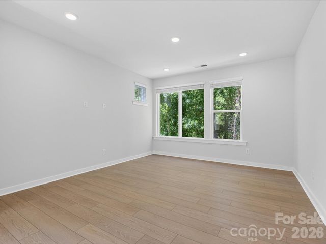 1534 Lithium Lane, Charlotte, NC 28211