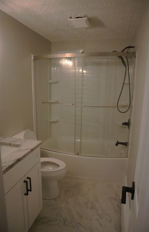 93 Jason Drive, Goffstown, NH 03045