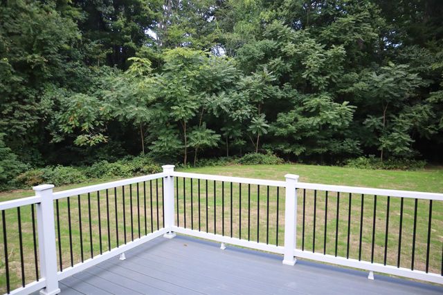 93 Jason Drive, Goffstown, NH 03045