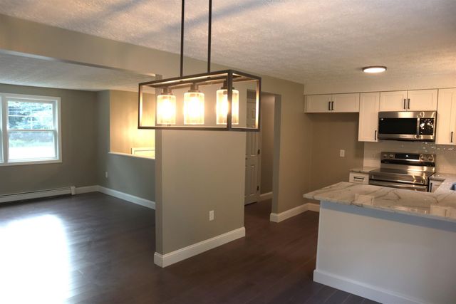 93 Jason Drive, Goffstown, NH 03045
