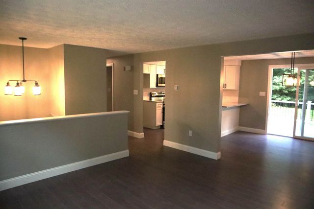 93 Jason Drive, Goffstown, NH 03045
