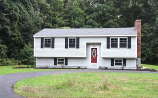 93 Jason Drive, Goffstown, NH 03045