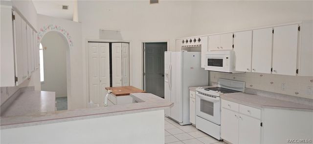 11151 W Deep Blue Place, Crystal River, FL 34428