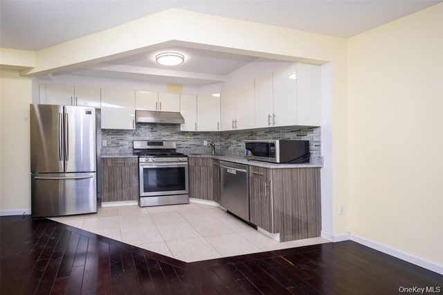 138-12 Northern Boulevard 7F, Flushing, NY 11354