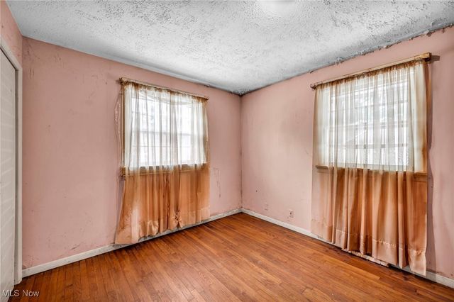 12173 Bradford Drive, Chardon, OH 44024