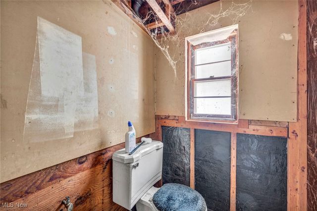 12173 Bradford Drive, Chardon, OH 44024