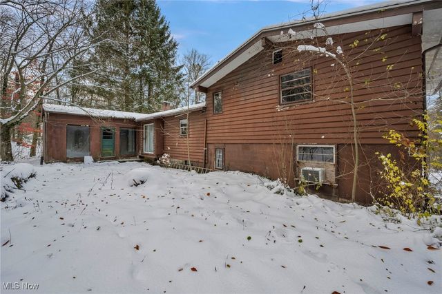 12173 Bradford Drive, Chardon, OH 44024