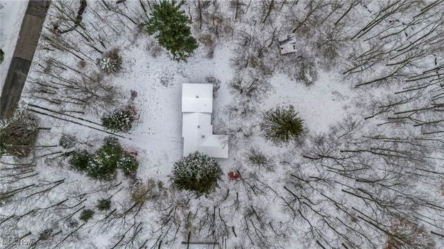 12173 Bradford Drive, Chardon, OH 44024