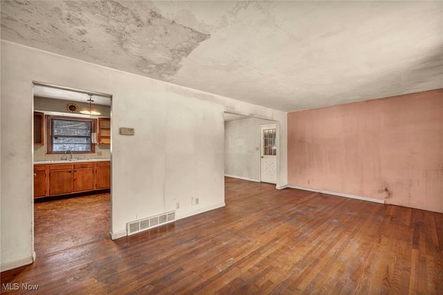 12173 Bradford Drive, Chardon, OH 44024