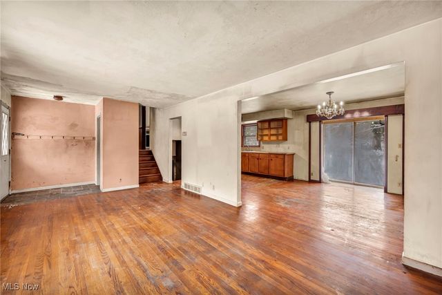 12173 Bradford Drive, Chardon, OH 44024