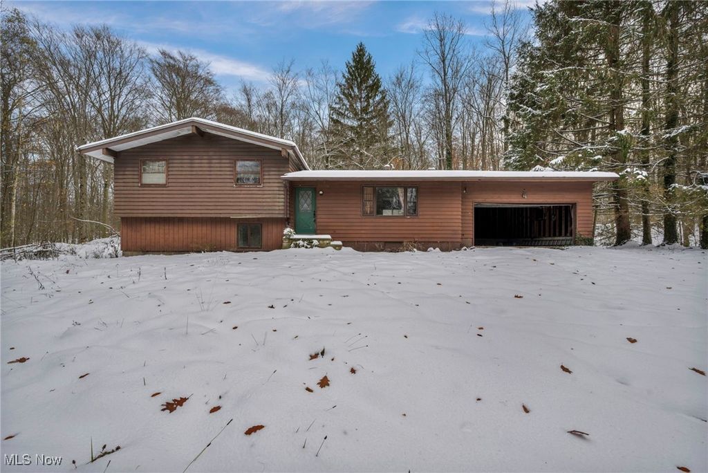12173 Bradford Drive, Chardon, OH 44024