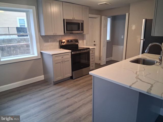 7 MAY AVE, New Castle, DE 19720