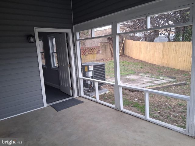 7 MAY AVE, New Castle, DE 19720