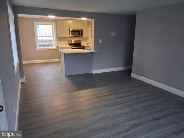 7 MAY AVE, New Castle, DE 19720