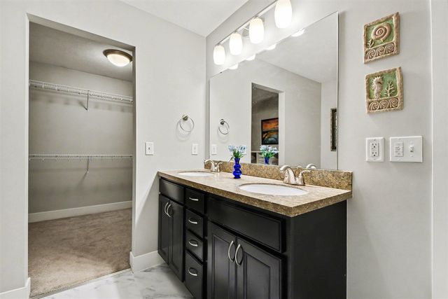 1627 Hamlet Drive, Lowell, MI 49331