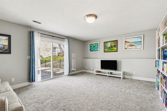 1627 Hamlet Drive, Lowell, MI 49331