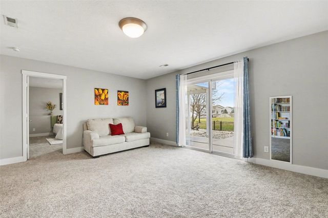 1627 Hamlet Drive, Lowell, MI 49331