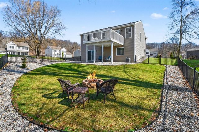 1627 Hamlet Drive, Lowell, MI 49331