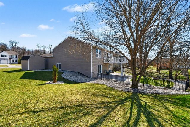 1627 Hamlet Drive, Lowell, MI 49331