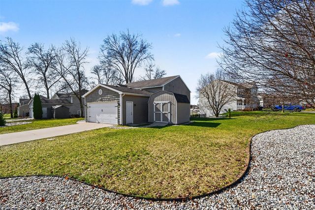 1627 Hamlet Drive, Lowell, MI 49331