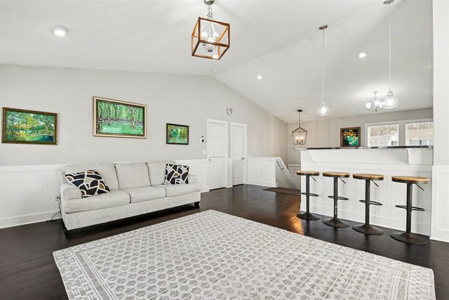 1627 Hamlet Drive, Lowell, MI 49331