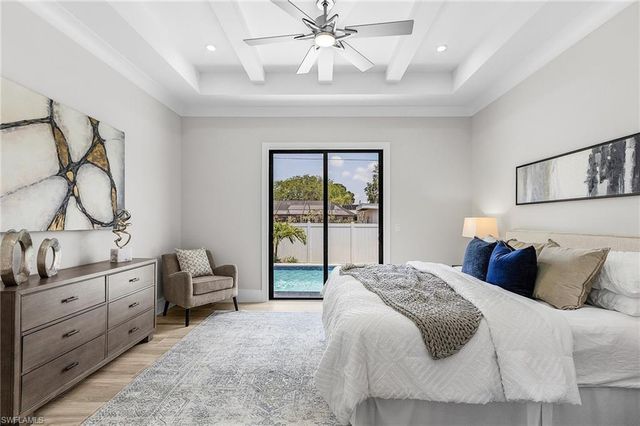 859 108th AVE N, Naples, FL 34108