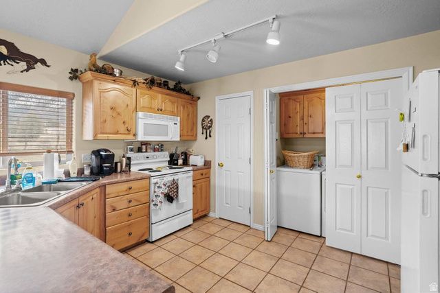 842 E MAIN ST, Pine Valley, UT 84781