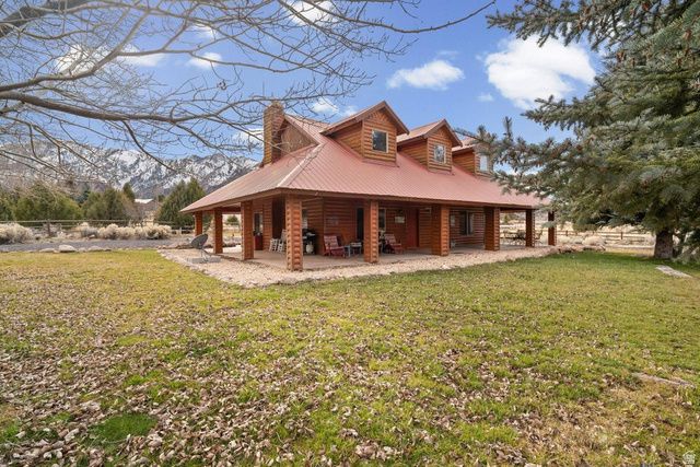 842 E MAIN ST, Pine Valley, UT 84781