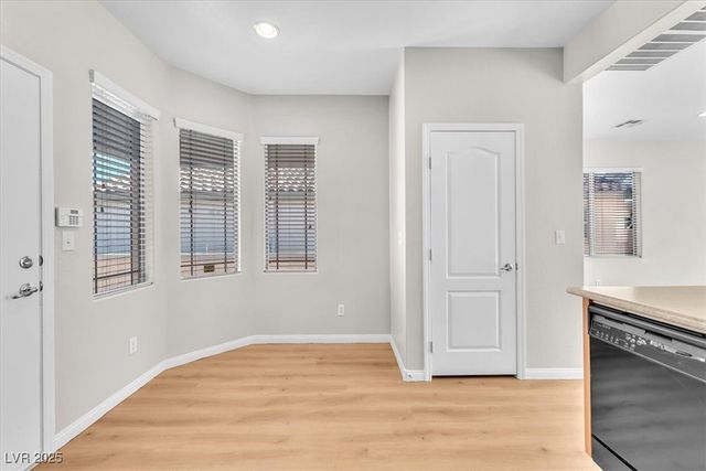 2105 TURTLE BEACH Avenue, North Las Vegas, NV 89081