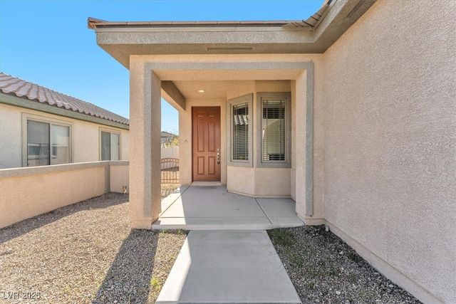 2105 TURTLE BEACH Avenue, North Las Vegas, NV 89081