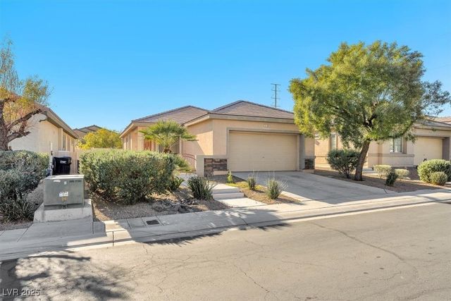 2105 TURTLE BEACH Avenue, North Las Vegas, NV 89081