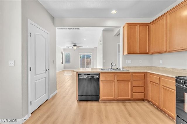 2105 TURTLE BEACH Avenue, North Las Vegas, NV 89081