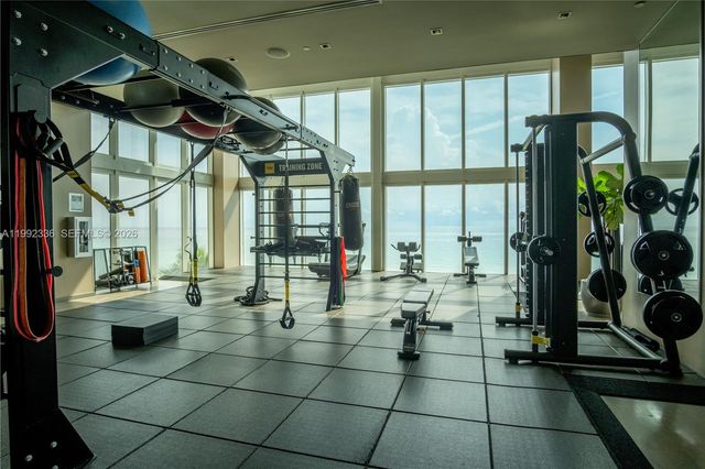 1850 S OCEAN DR 3509, Hallandale Beach, FL 33009