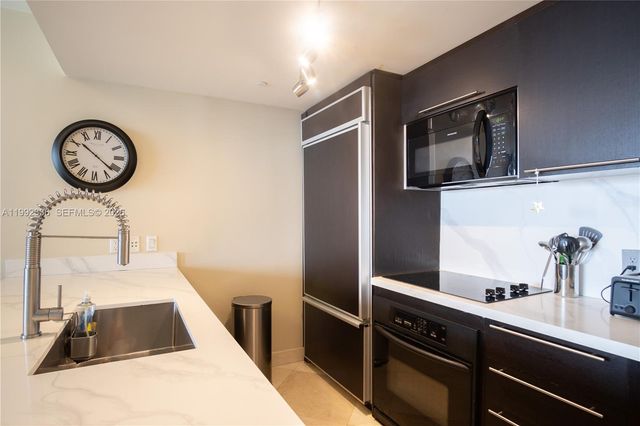 1850 S OCEAN DR 3509, Hallandale Beach, FL 33009