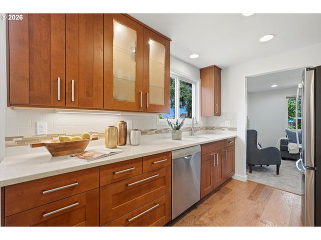 11254 Se RAMONA Dr, Boring, OR 97009