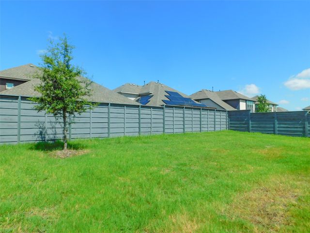 7500 Windy Meadow Drive, Little Elm, TX 76227